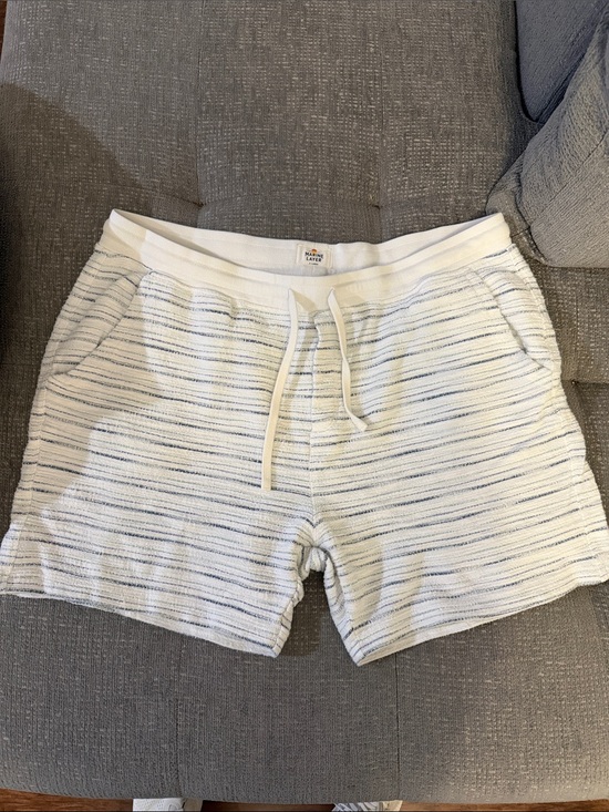 Marine Layer Other - Marine Layer White Knit Shorts with Navy Stripe Accent RESORT SHORT